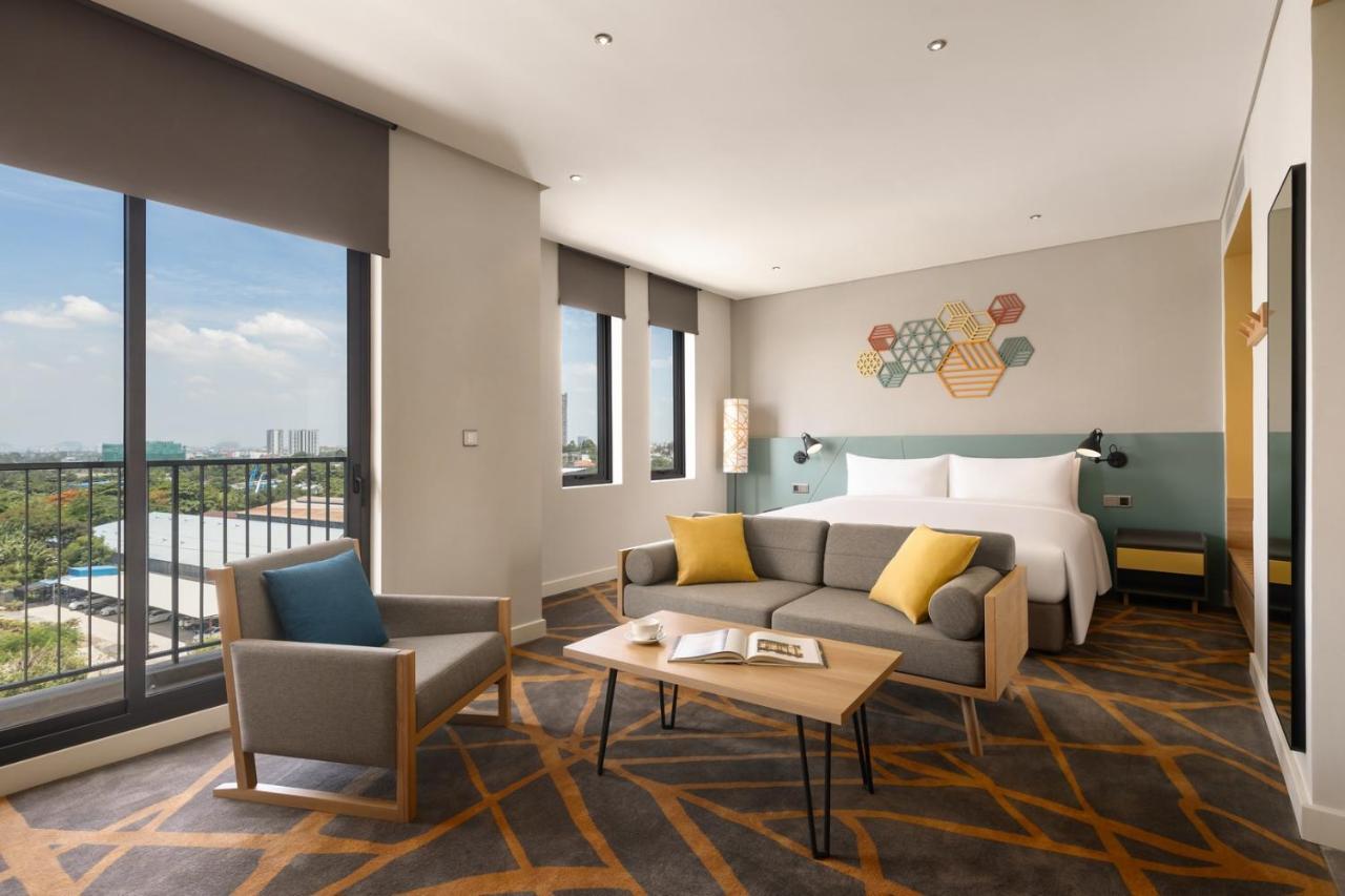 Hiive By Fusion Binh Duong - Vsip 1 Hotel Thuận An Ngoại thất bức ảnh