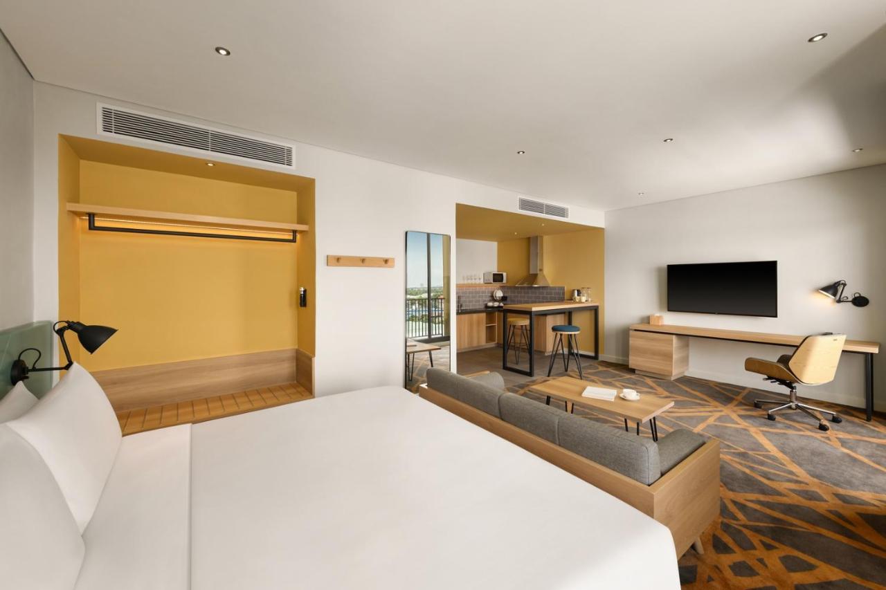 Hiive By Fusion Binh Duong - Vsip 1 Hotel Thuận An Ngoại thất bức ảnh